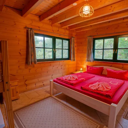 Apartamento Falkenstein Huetten Haus Waldluft